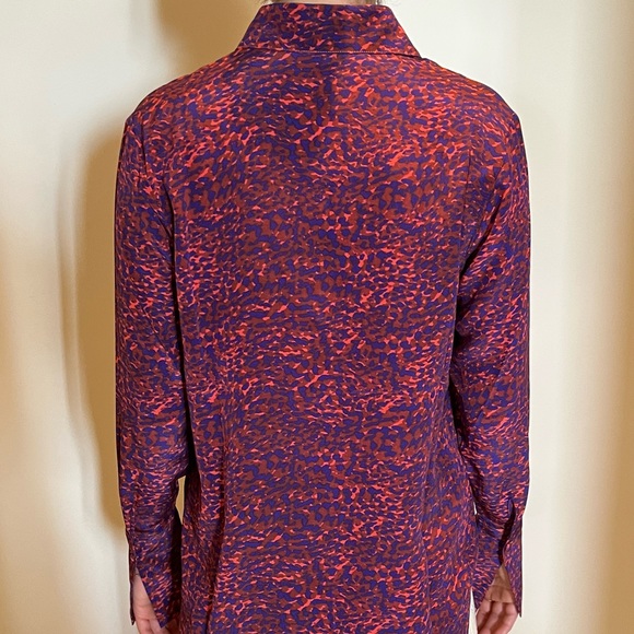 Catherinegee Silk Blouse - Picture 4 of 10